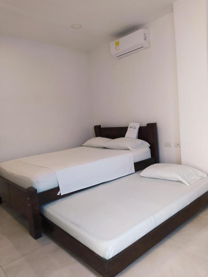 Hotel Brisas Del Norte Roldanillo エクステリア 写真