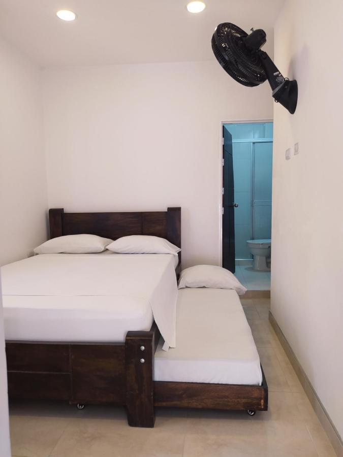 Hotel Brisas Del Norte Roldanillo エクステリア 写真