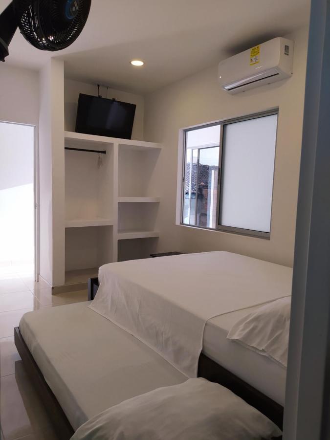 Hotel Brisas Del Norte Roldanillo エクステリア 写真