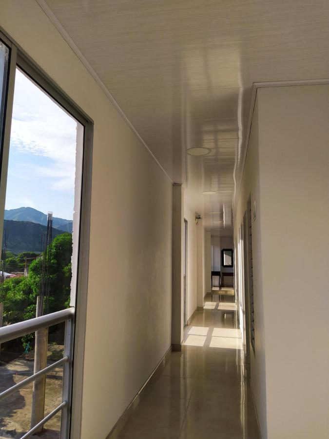 Hotel Brisas Del Norte Roldanillo エクステリア 写真