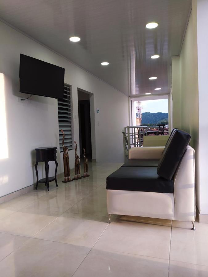 Hotel Brisas Del Norte Roldanillo エクステリア 写真