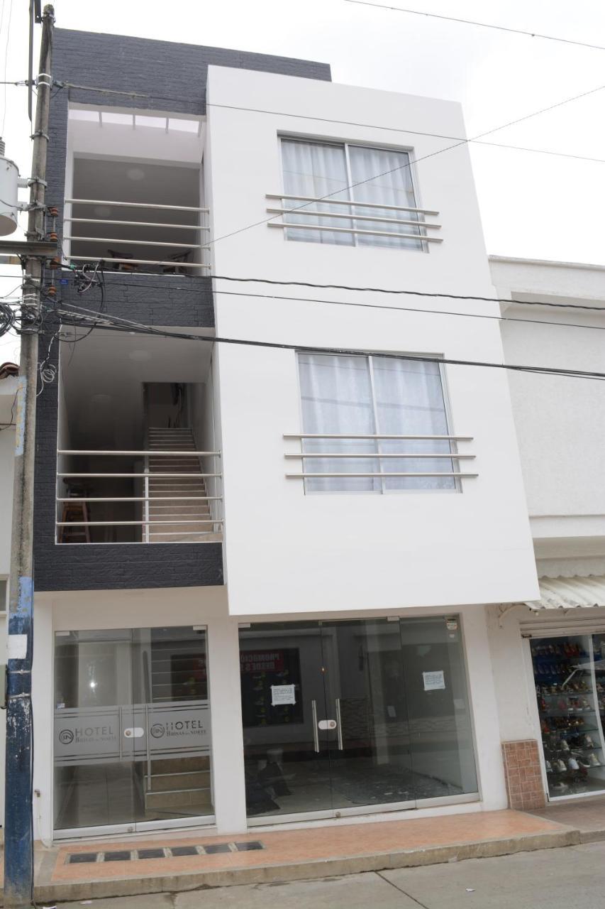 Hotel Brisas Del Norte Roldanillo エクステリア 写真